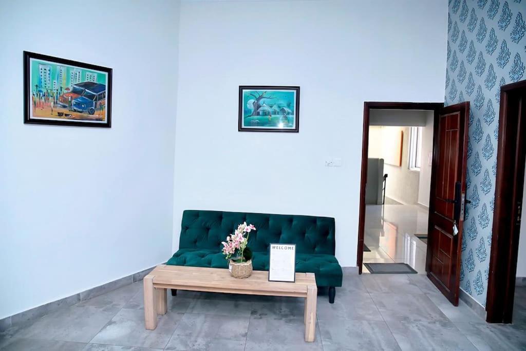 Petite'S Nest - Apartment 3 Accra Eksteriør bilde